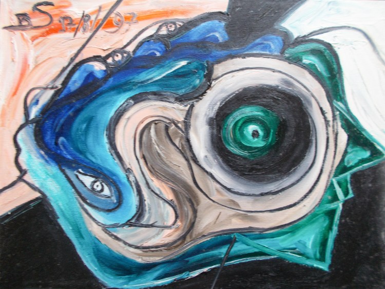 abstract image with a central eye like figure and circular concentric shapes with bended lines and nuances.